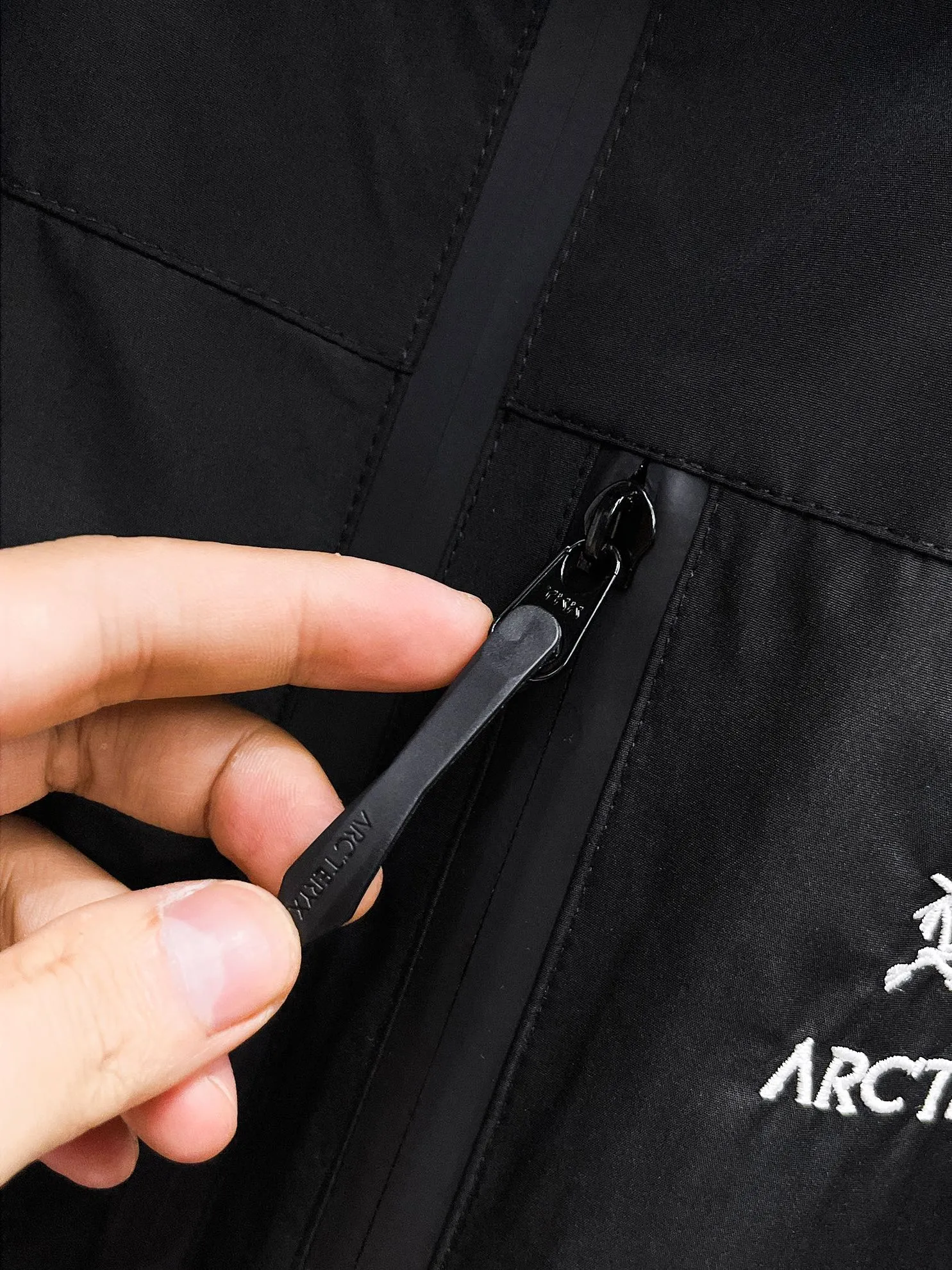 Same Style， ， 2026 New Arrival ，Original Premium Breathable ， ， ， Quality。 ， Sizes：M～3XL，